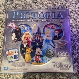 Pictopia Disney Edition Board Game-Like New